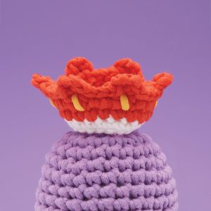Tiny Queen Crown Crochet Kit | The Woobles